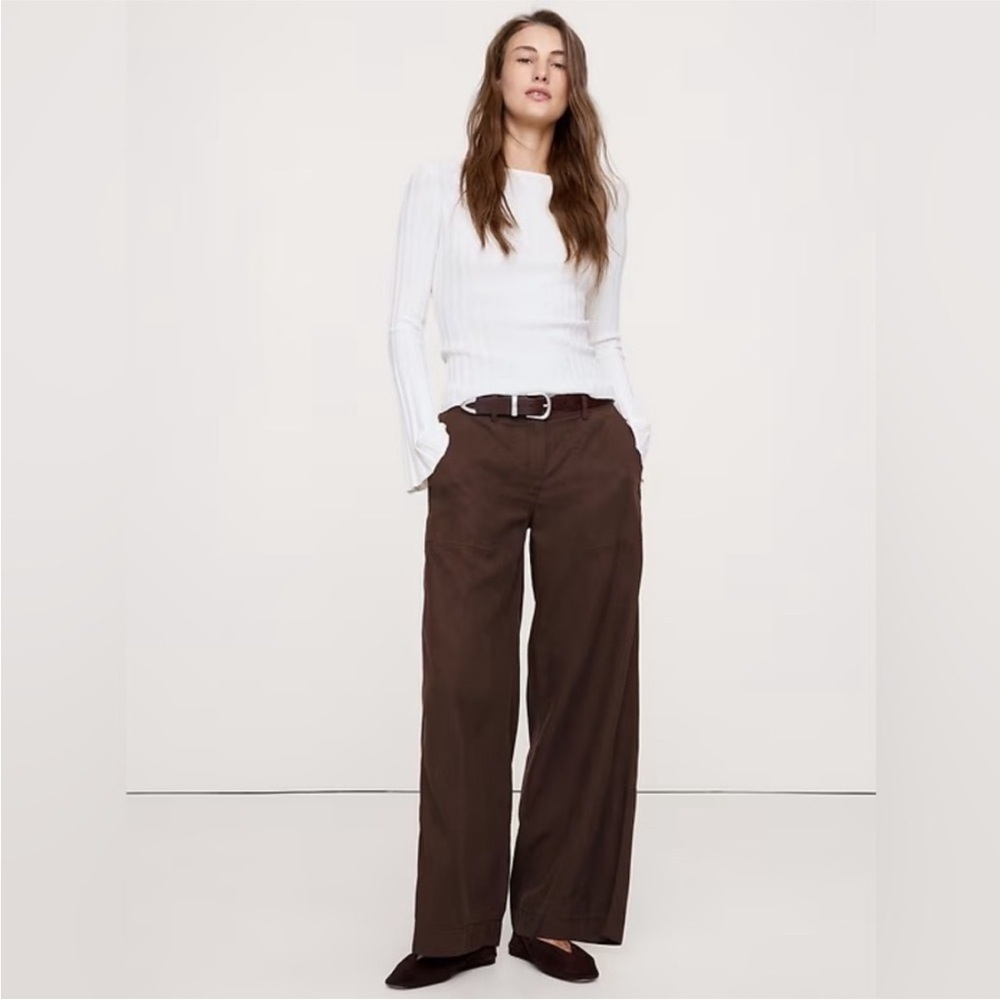 NWT! Banana Republic Super Soft Soma Mid Rise Wide Leg Pant Tapestry🩷